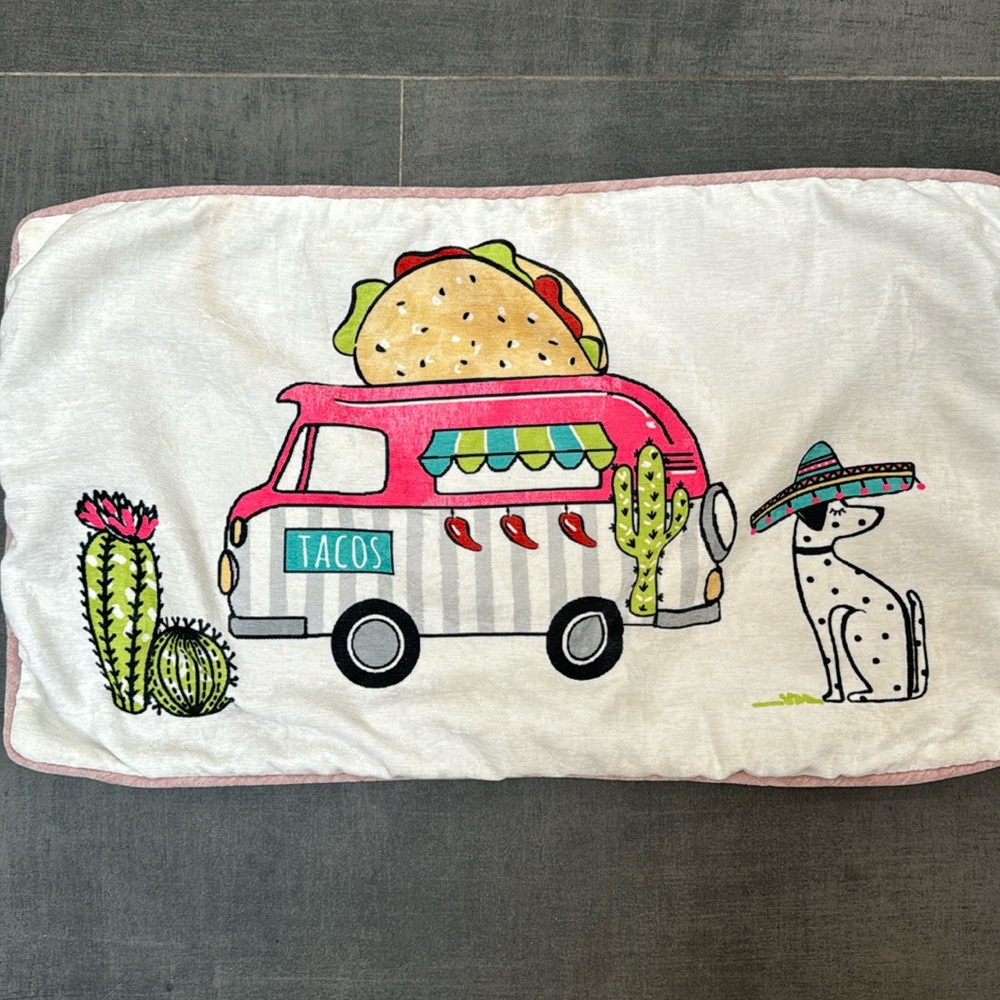 Lacourte Pillowcase